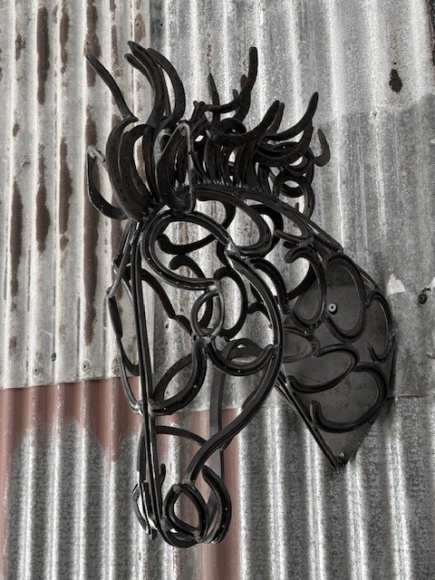 images/HORSE2.jpg